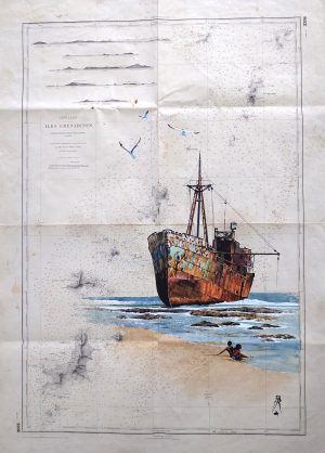 Aquarelle sur une authentique carte marine des Grenadines avec un vieux cargo rouillé échoué sur des rochers et deux enfants assis sur la plage au bord de l'eau qui le regardent, tableau en vente réalisé par le peintre de Guadeloupe Bertrand Rouby
